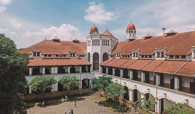 Mengungkap Misteri Angkernya Lawang Sewu Bangunan dengan Cerita Mistis yang Mencekam